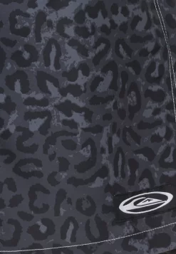 Quiksilver Saturn Volley - Zwemshorts - Tarmac 5 Quiksilver Saturn Volley - Zwemshorts - Tarmac -Quiksilver 9b511f9697db4d90bc8388bedba7c27c scaled